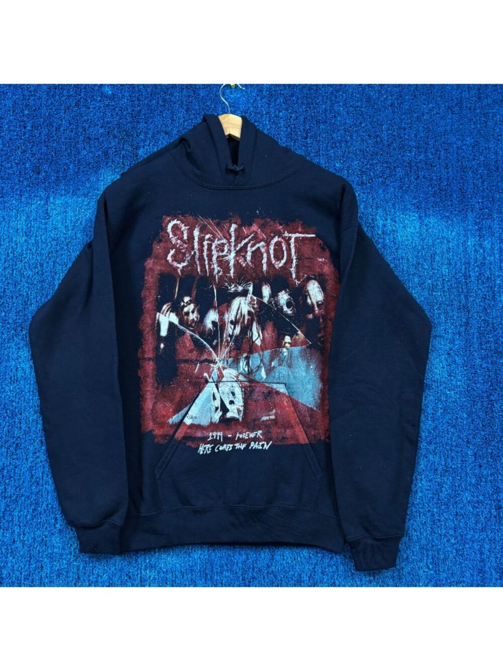 Slipknot “Here Comes the Pain” Graphic Tour Hoodie Size Small